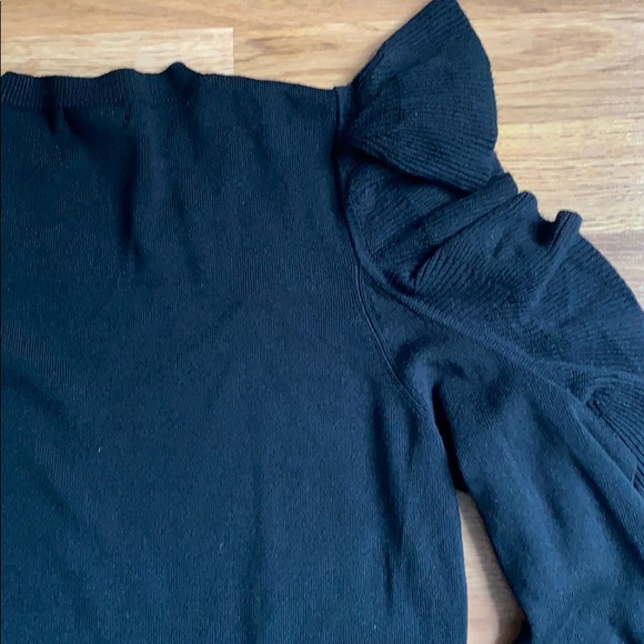 Max Studio women’s cold shoulder black sweater size L - Picture 8 of 9